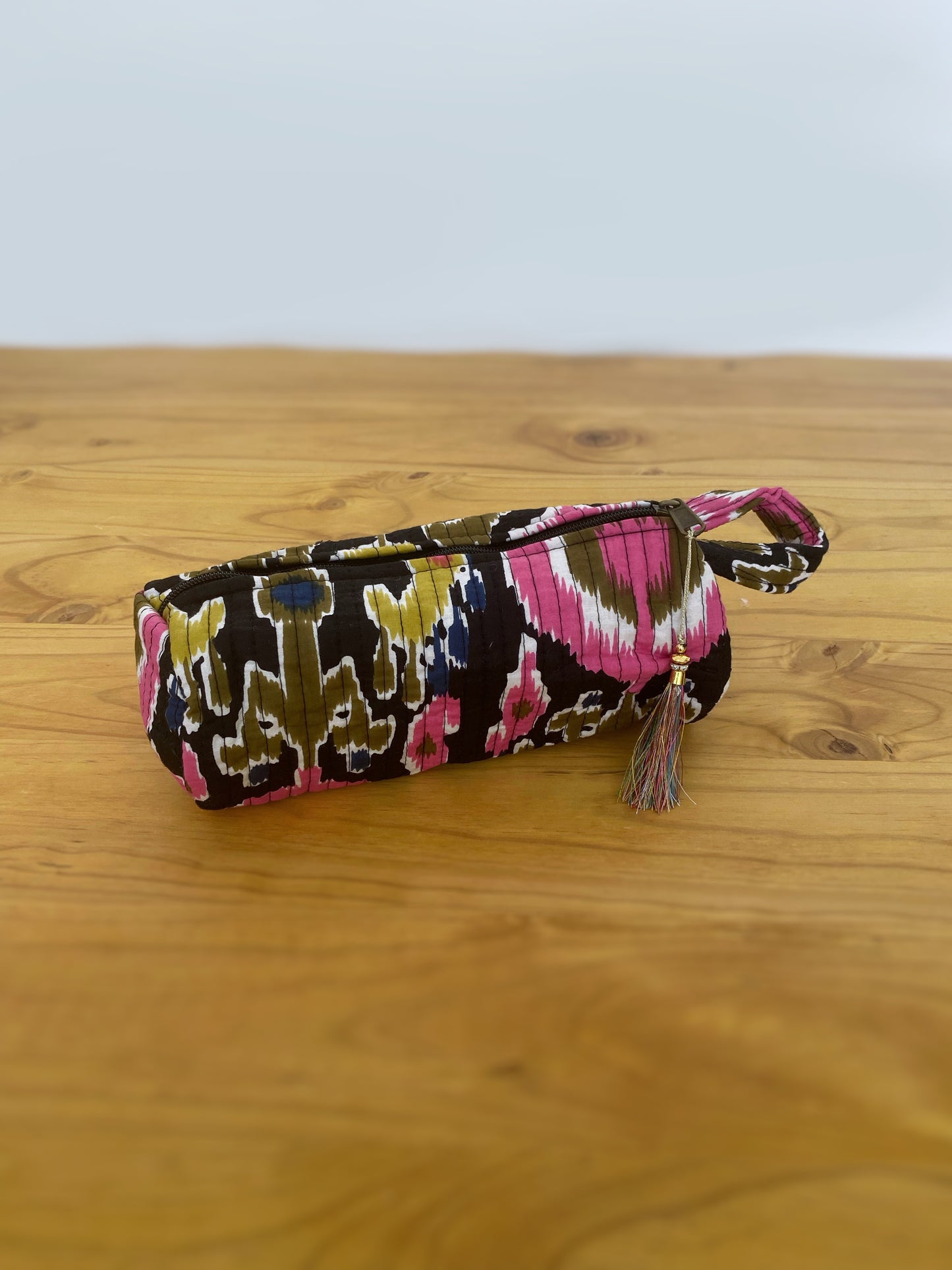 JUEGO DE TRES NECESERES ESTAMPADO TIE DYE